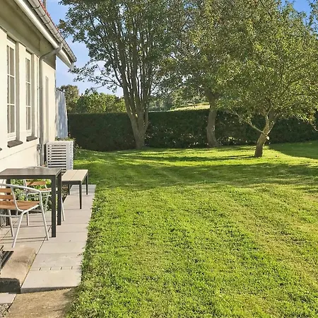 Lägenhet Ayk - 400m From The Sea By Interhome Allinge-Sandvig